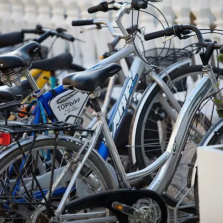 ホテル Jean Pierre ピネート